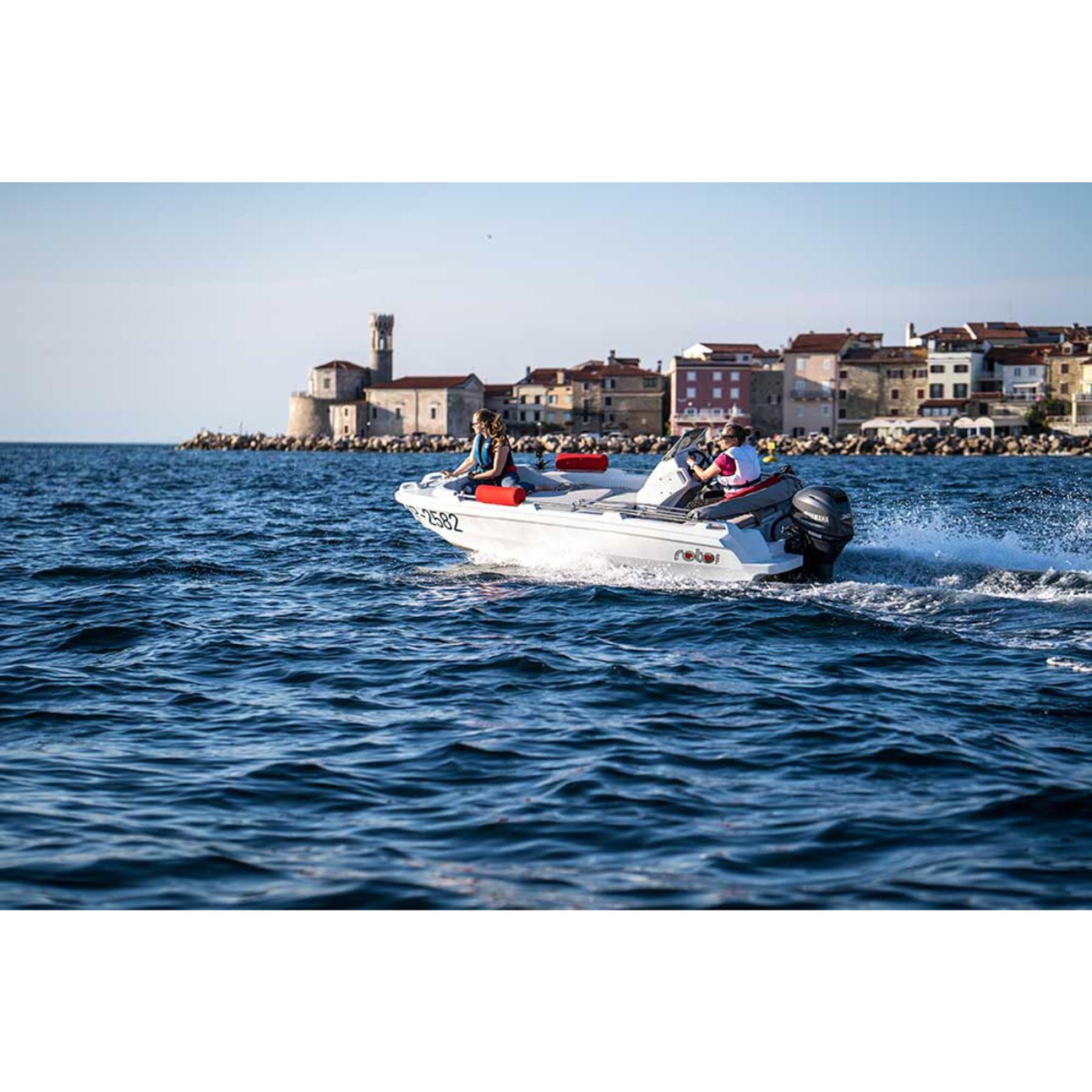 ROTO 450s Family Motorboot mit Steuerkonsole